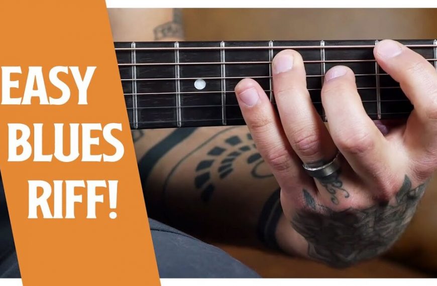 Play Blues On Guitar In Any Key (with this riff)