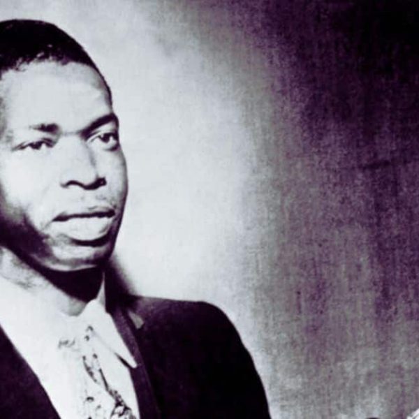 An In-Depth Review of Elmore James’s “Dust My Broom”